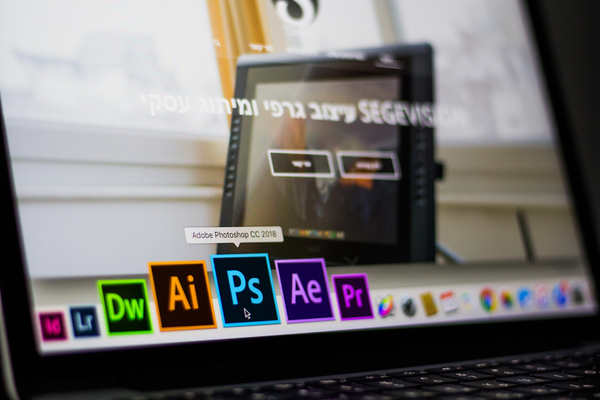 Sketch vs Adobe XD